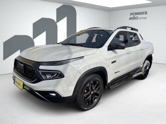 FIAT TORO 2.0 16V TURBO DIESEL ULTRA 4WD AT9 FIAT TORO 2.0 16V TURBO DIESEL ULTRA 4WD AT9